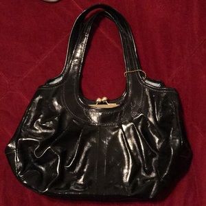 Coach patent leather shoulder bag